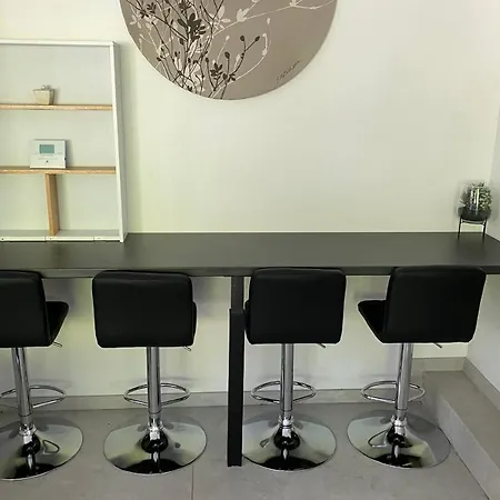 Apartment Jacuzzi 130m 6-8 Pers A 15mn Bx Tramc La Campagne En Centre 5 *