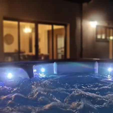 Jacuzzi 130m 6-8 Pers A 15mn Bx Tramc La Campagne En Centre 5 * Villenave-d'Ornon